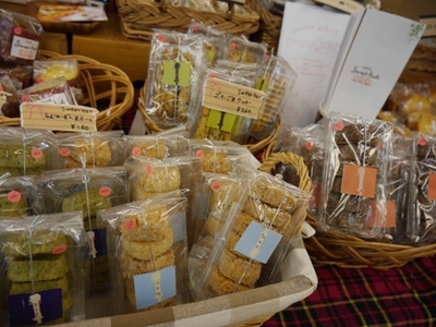 お菓子の祭典大好評開催中♪♪