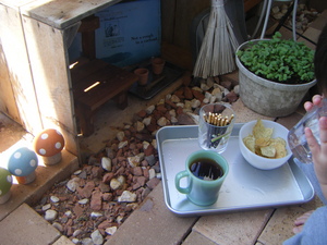 ぷち庭でお茶。