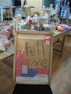 tell me展 明日です(u.u*)