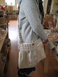 tell me展