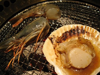 炭火焼肉 上杉で満足!