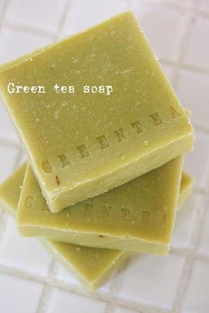 アロエ石けん*緑茶石けん