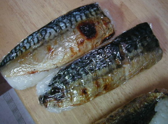 鯖寿司と秋刀魚寿司