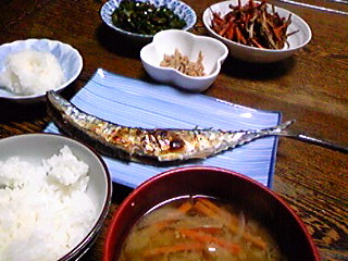 焼き秋刀魚定食(^^ゞ