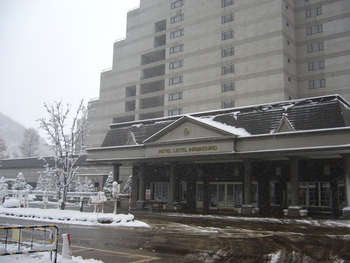 雪の中・・・