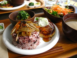 福島にて…その2 ☆カフェバール Lesta ☆