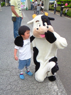 酪王まつり2009へ