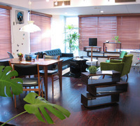 Andous room。