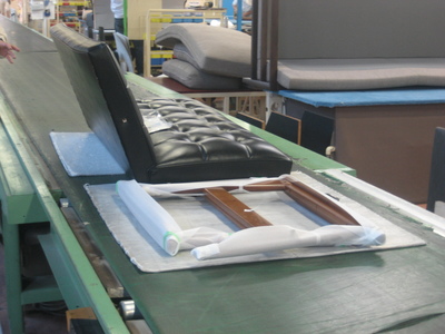 カリモク家具工場見学。